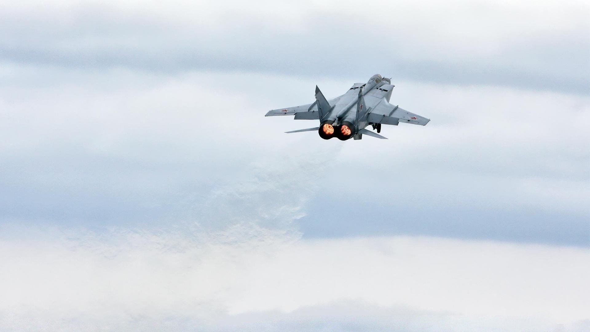 德国男篮力克法国，世界杯小组赛中施罗德统治节奏，德国男篮什么水平