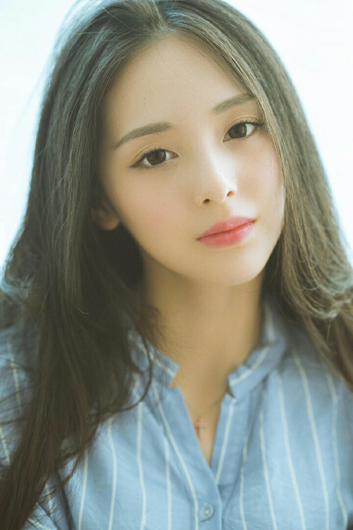 AYX GAMING-F1赛季积分榜变动频繁 冠军归属悬念丛生，f1比赛积分