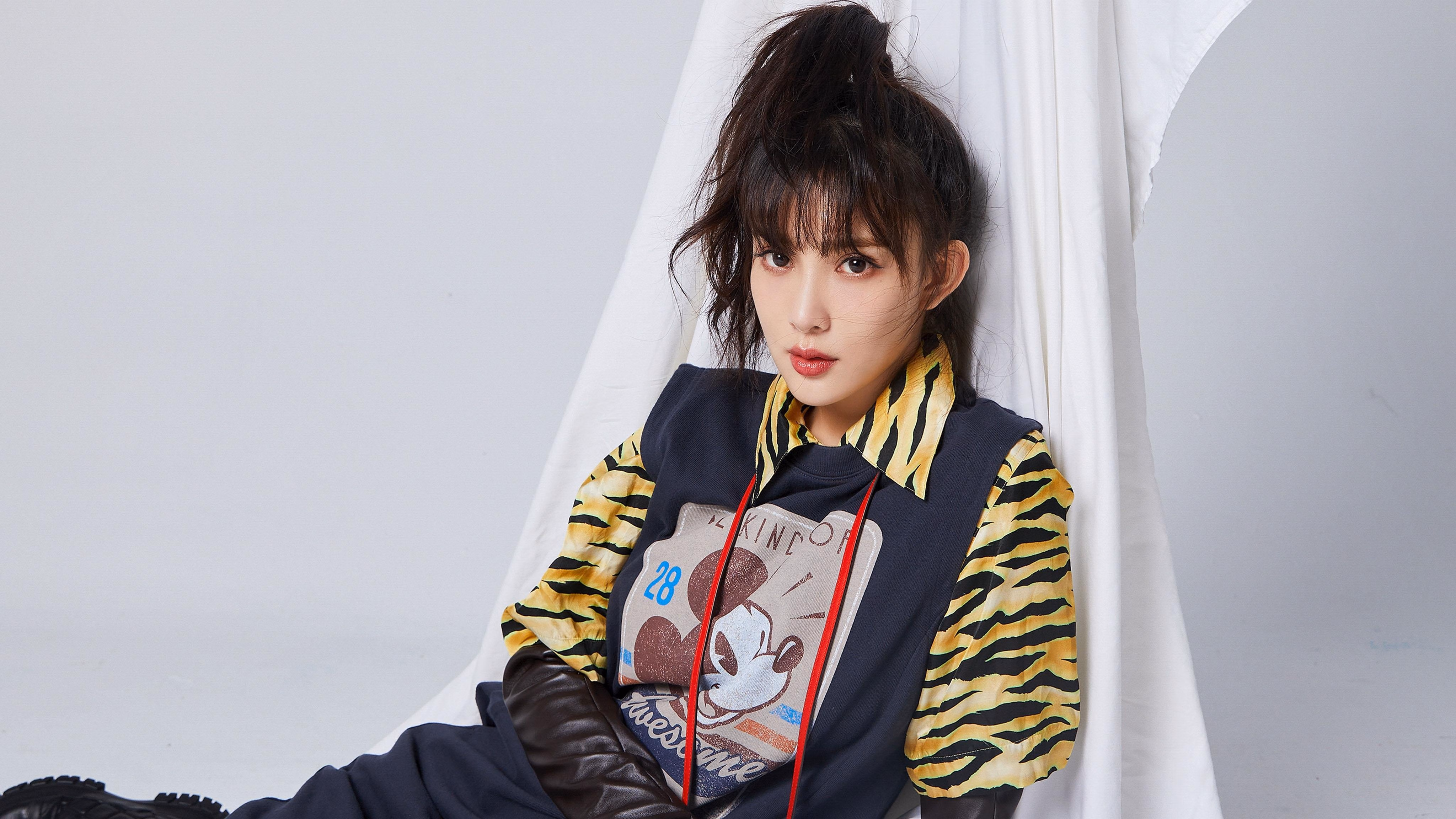 自由泳冲刺中立代表队A展现速度优势,自由泳接力中国队